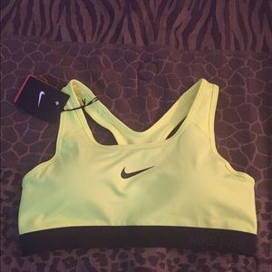 New Woman's Nike Pro 360 Support Sports Bra