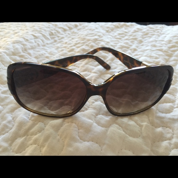 Brand new Gucci sunglasses