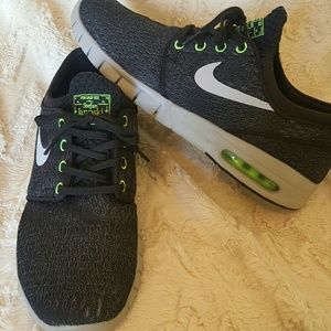 Mens Nike Stefan Janoski sneakers