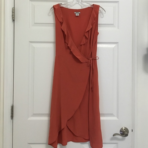Gorgeous salmon colored 100% silk dress