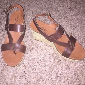 Lucky Brand Sandals