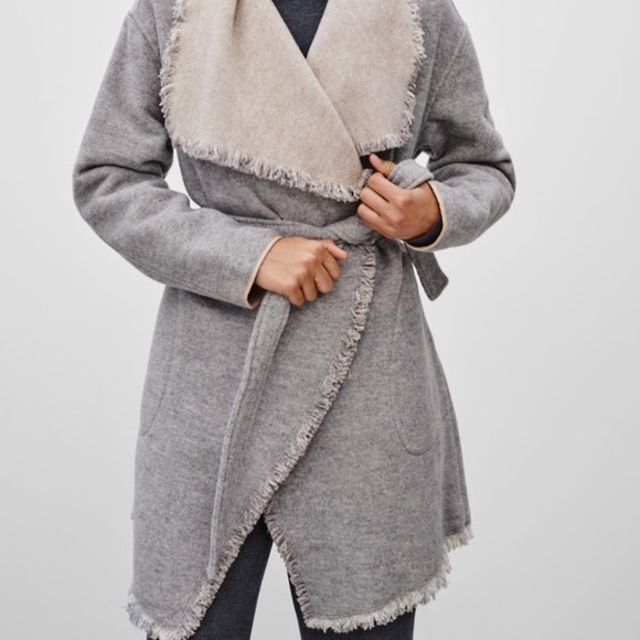 Aritzia Wilfred Sabrevois Coat