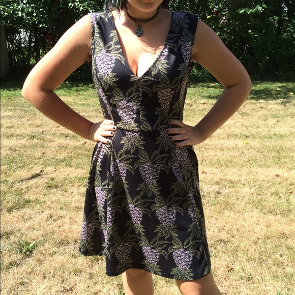 H&M Hawaiian pineapple deep-v fit & flare dress L - Picture 1 of 4