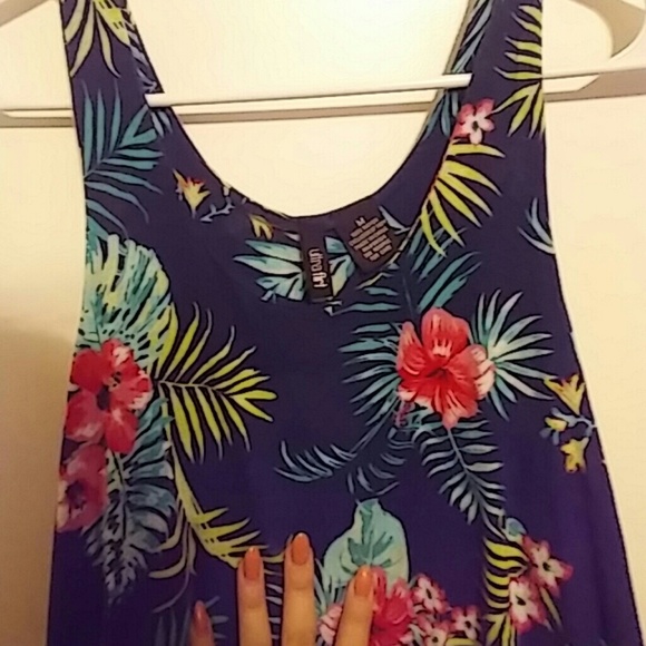floral Hawaiian tank top - Picture 3 of 3