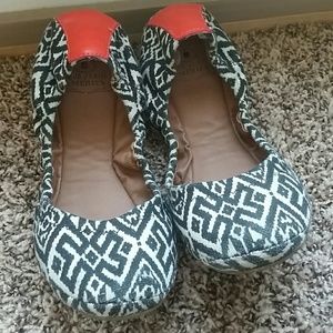 Lucky Brand Patterned Flats
