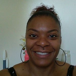 Meet your Posher, Kimberly