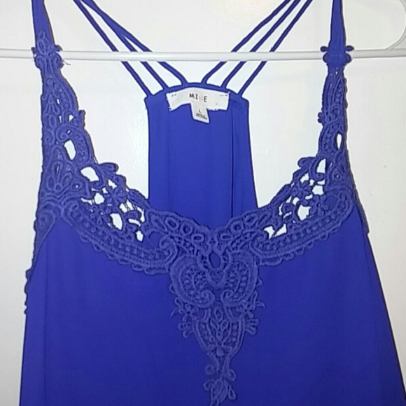 gorgeous blue tank - Picture 2 of 3