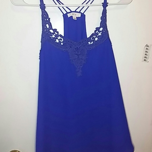 gorgeous blue tank - Picture 3 of 3