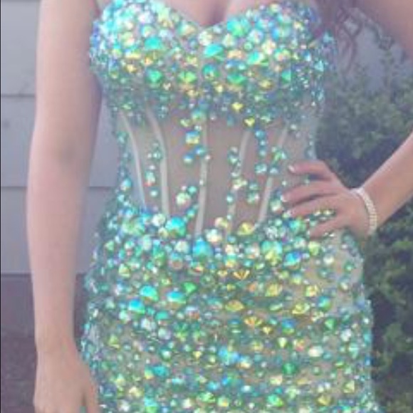 Size 2 Blush prom dress! - Picture 4 of 4