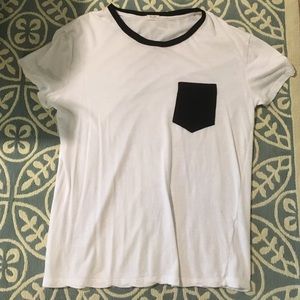 Brandy Melville t-shirt