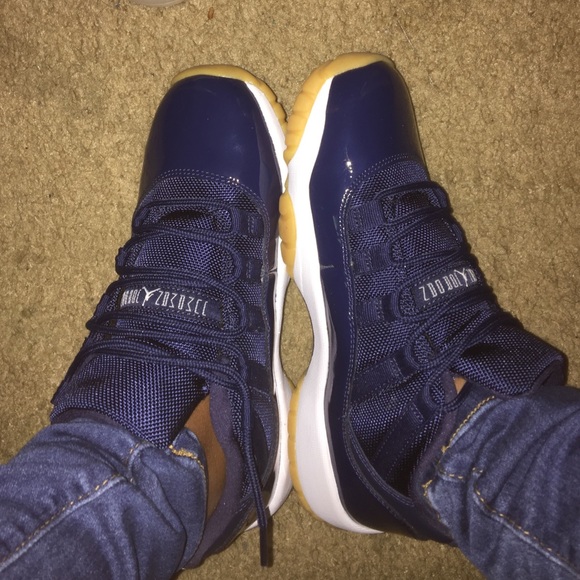 2016 Air Jordan 11 😊