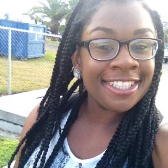 Meet your Posher, Maya - Picture 1 of 1