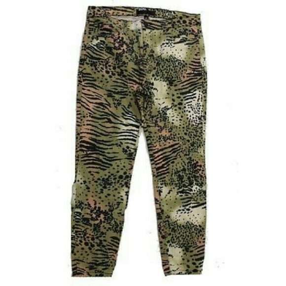 Urban Outfitters BDG cropped jeans 28