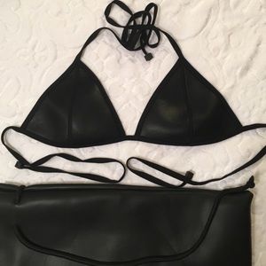 Triangl Chloe Black Bikini Top - Large