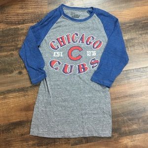 Chicago Cubs shirt