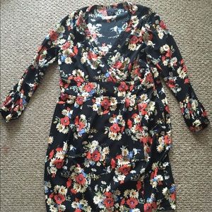 Floral chiffon wrap dress. Knee length.