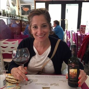 Meet your Posher, Gillian