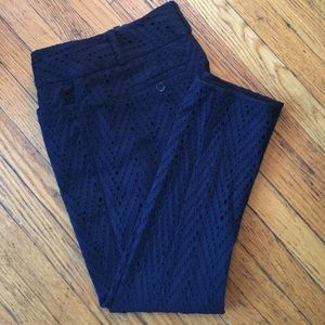 Ankle texture/pattern pants