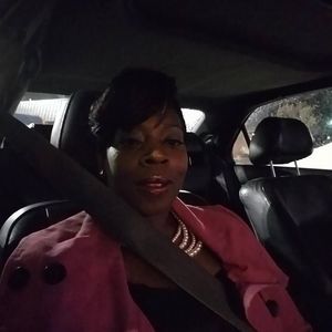 Meet your Posher, Evelyn