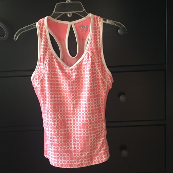 Nike Fit Dry workout Top
