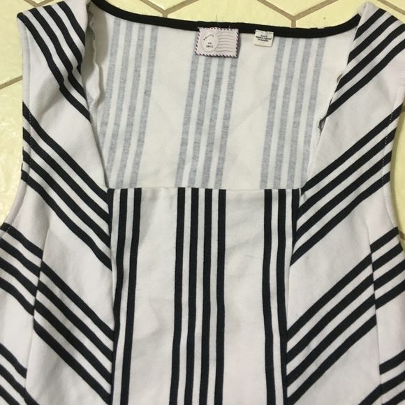 Anthropologie Tops - Anthro black and white tank top. Sz S.