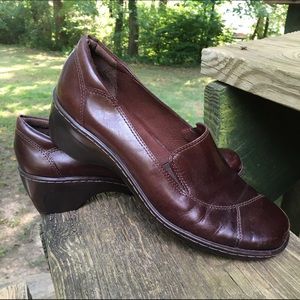Clarks Brown Dress Shoe 8 1/2M