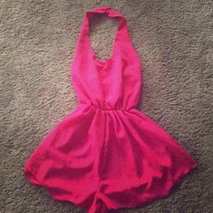 Beautiful deep pink romper 💕