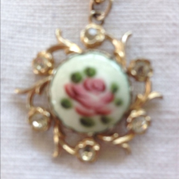 Antique Coro Guilloche Rose Jewelry set - Picture 3 of 4