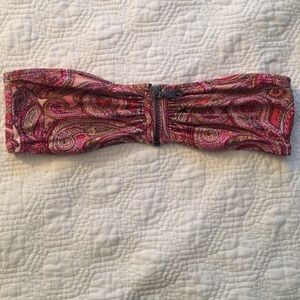 Strapless zip-up bikini top