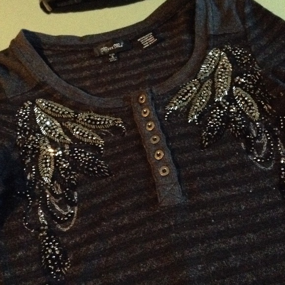 Miss Me Tops - Miss Me long sleeve beaded tee