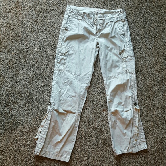 American Eagle khaki cargo pants