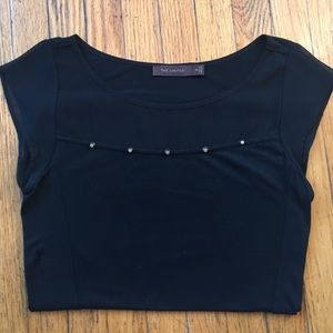Black tee/shell
