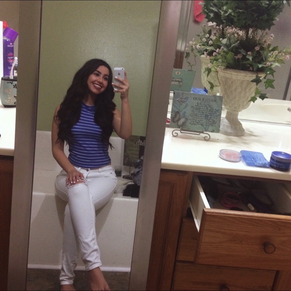 Meet your Posher, Jasmine - Picture 3 of 4