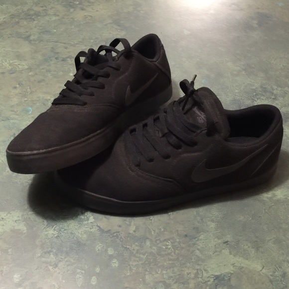 Men's Nike shoes