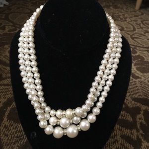 3 LAYER PEARL CHOCKER