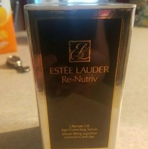 Estee Lauder Renutriv ultimate lift serum