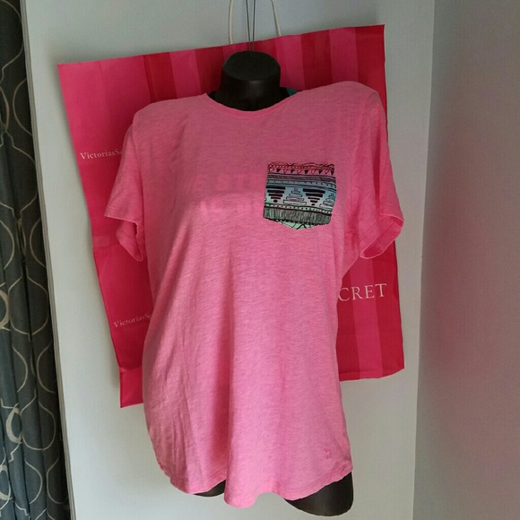 Victorias Secret PINK Pink Shirt W/ Pocket Design - Picture 1 of 3
