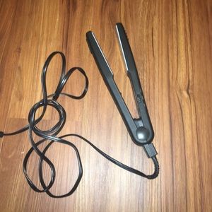 Revlon hair straightener!