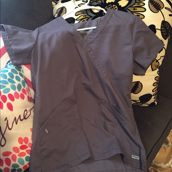 Grey's Anatomy size medium scrubs in gray.