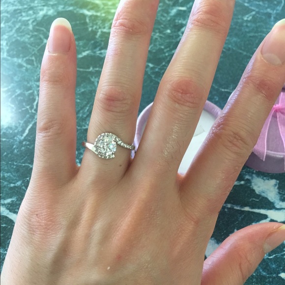 (Size 6) new 925 silver ring - Picture 3 of 3