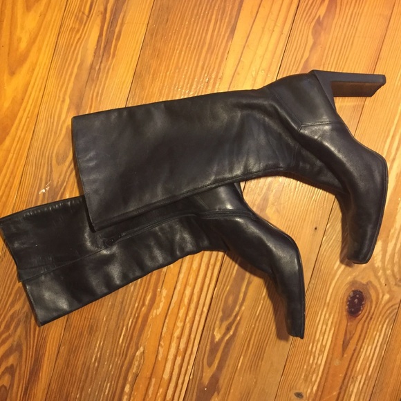 Nine West heeled knee high black boots