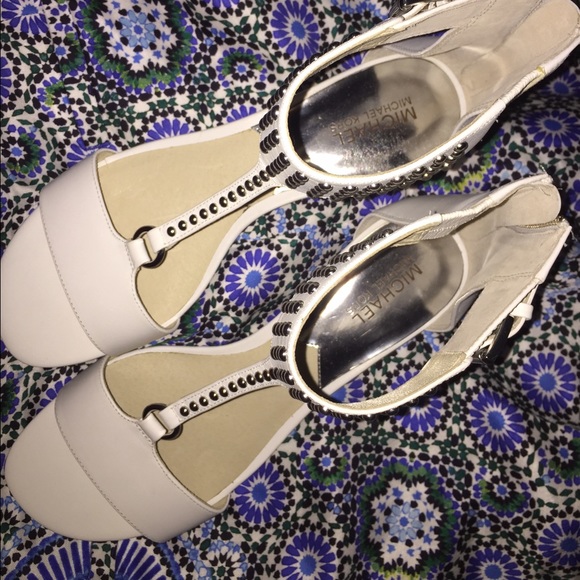 MICHAEL KORS SANDALS - Picture 3 of 4