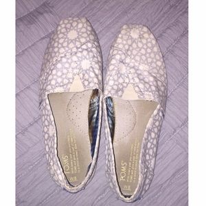 Patterned TOMS shoes
