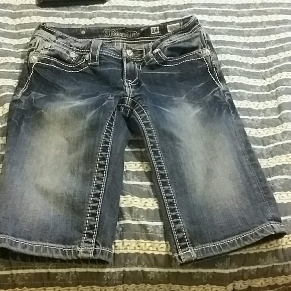 Miss me girls shorts, like new, color on pockets