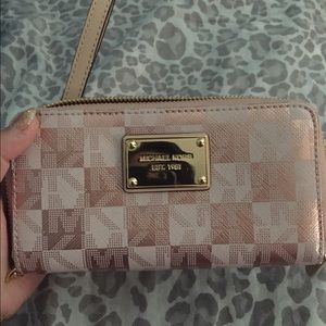 Michael Kors Monogram Wallet