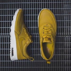 nike air max thea dark citron