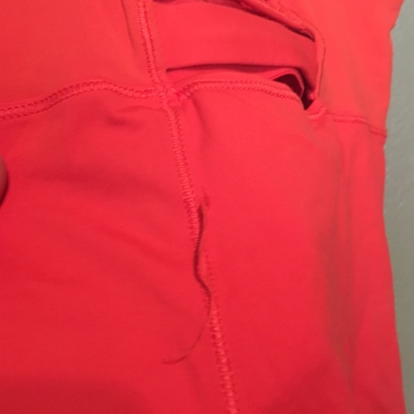 Lululemon - Picture 3 of 4