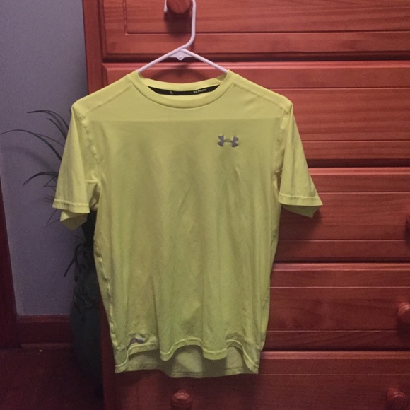 Under armor mens T shirt