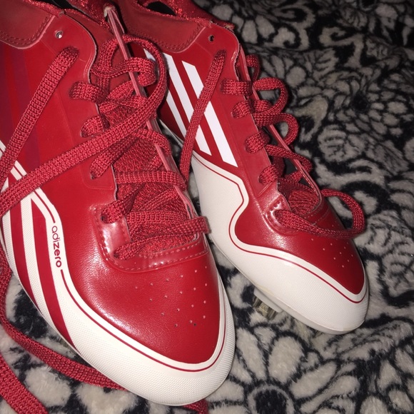Men's Adidas baseball cleats