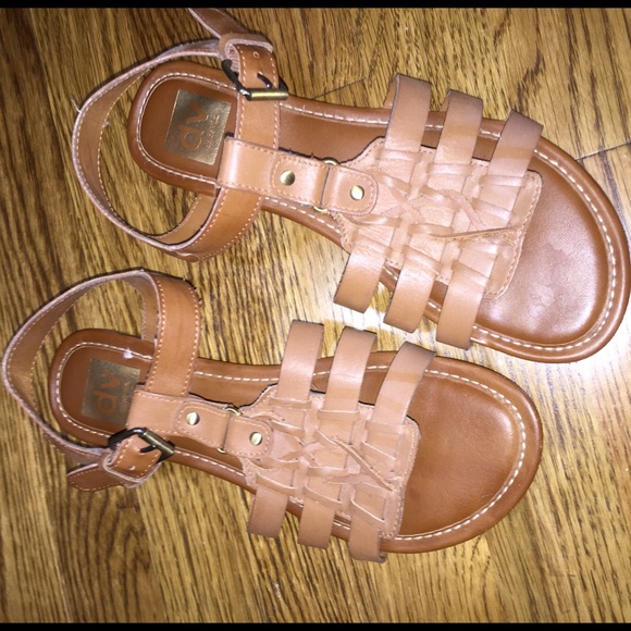 Brown DV by Dolce Vita strapped sandals 7.5